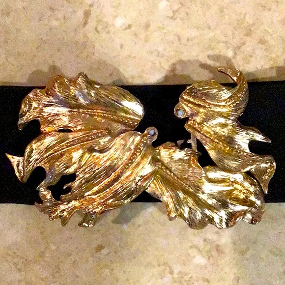 Zara Elasticated belt with gold tone buckle. Size 80/US Size 30 - Picture 2 of 4